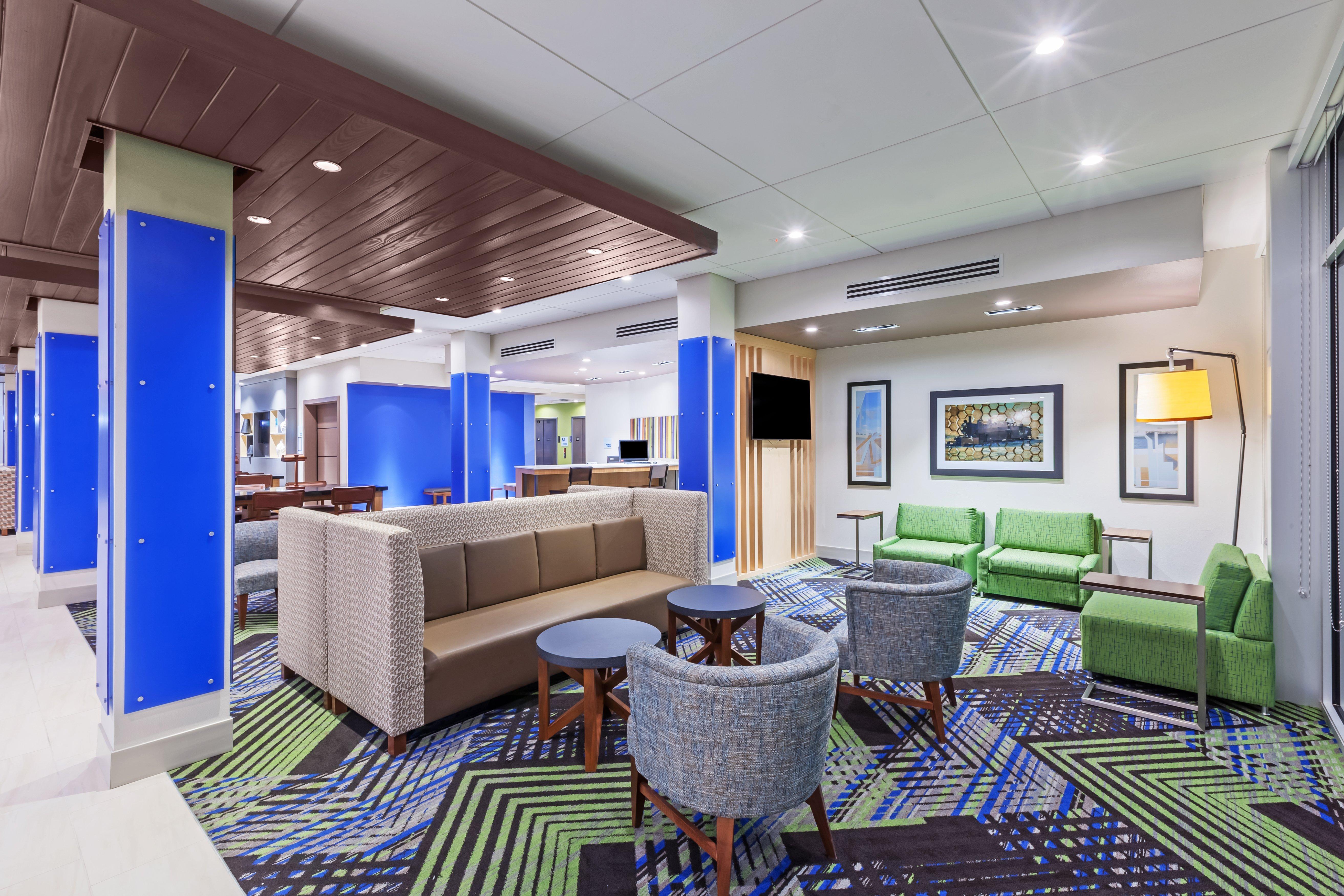 Holiday Inn Express And Suites Chanute, An Ihg Hotel מראה חיצוני תמונה